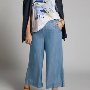KIIND OF Wide Leg Cropped Pants Size 10‎